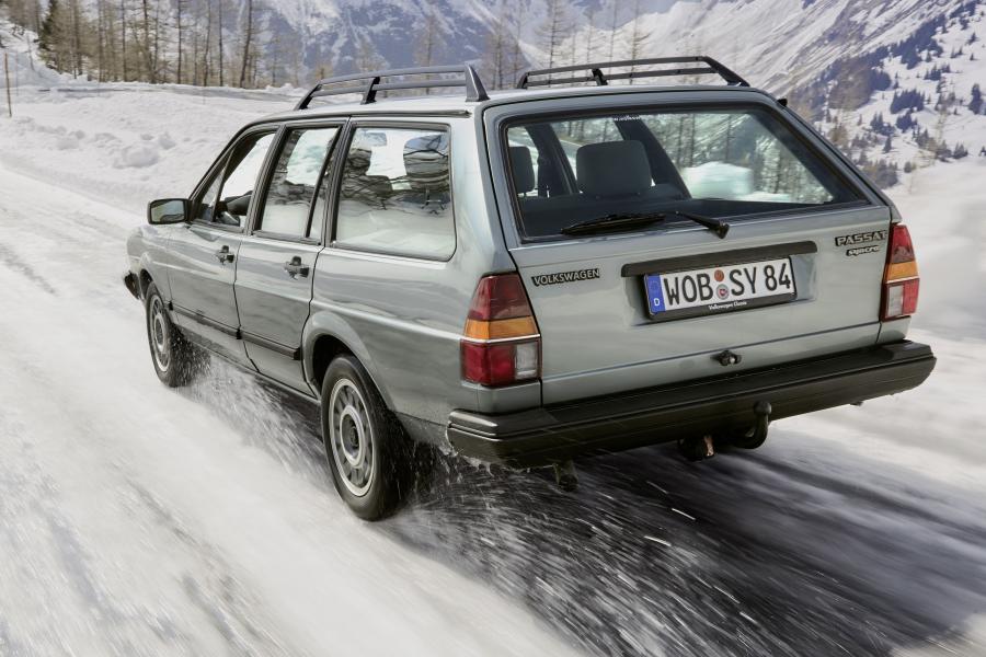  Volkswagen Passat Variant Syncro 1984 года  (фото 10 из 16)